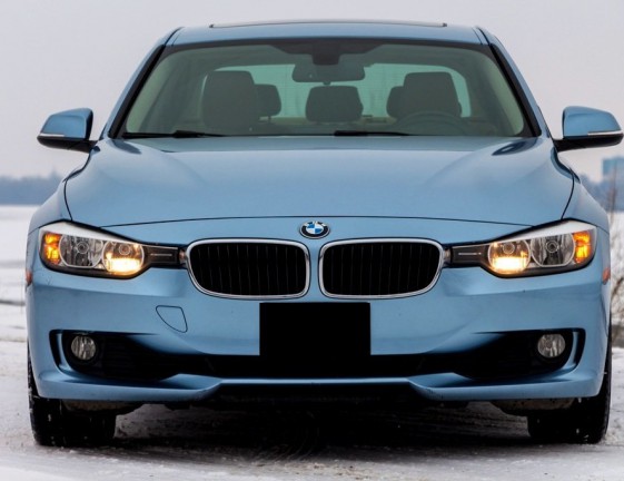 BMW 328 2013 1