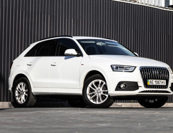 Audi Q3 2013 1