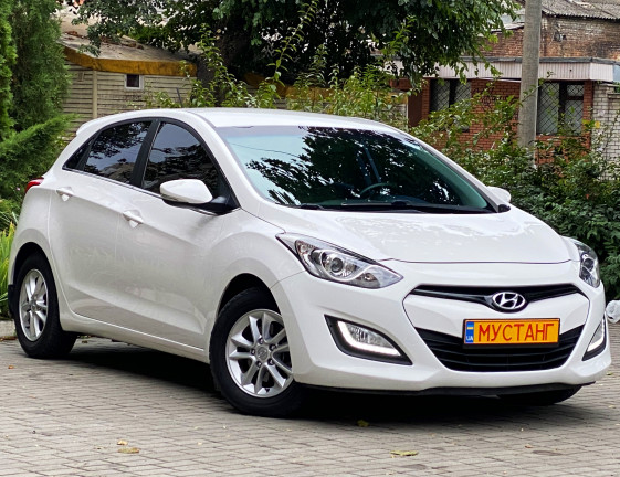 Hyundai i30 2012 1