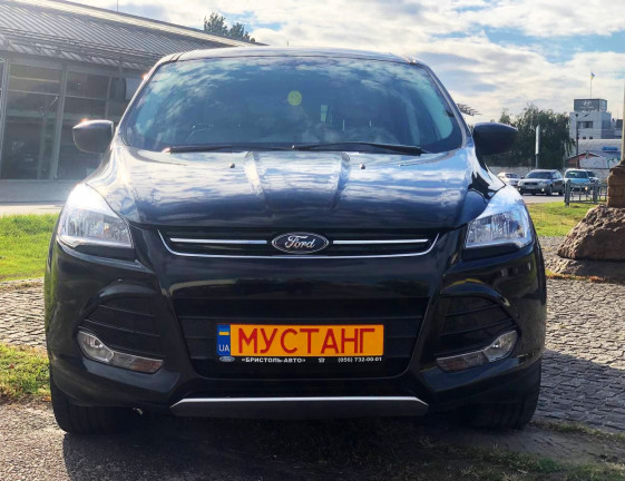 Ford Escape 1