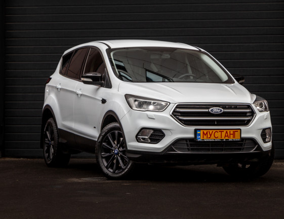 Ford Kuga 1