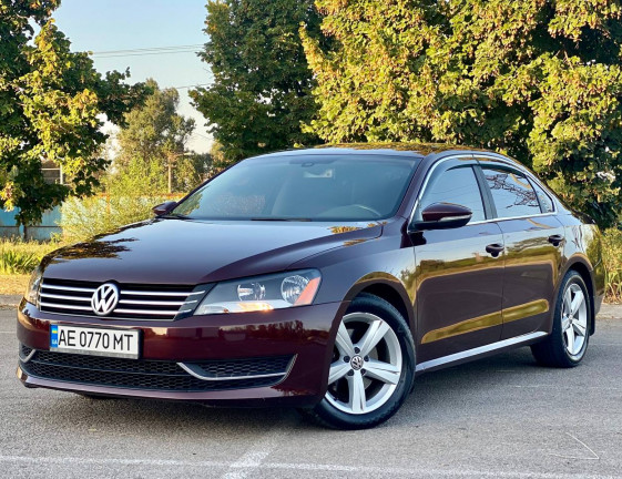 Volkswagen Passat B7 2011 1