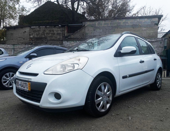 Renault Clio 2012 1