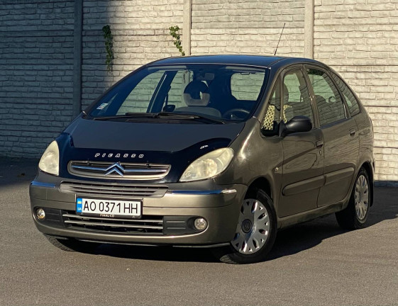 Citroen Xsara Picasso 2009 1