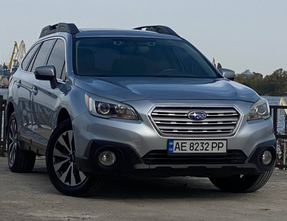 Subaru Outback 2015 1