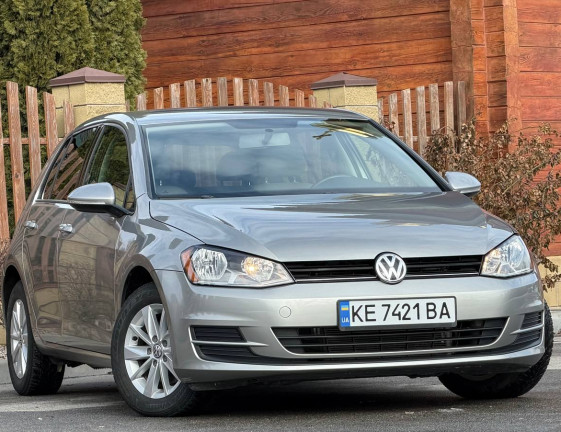 Volkswagen Golf 2015 1