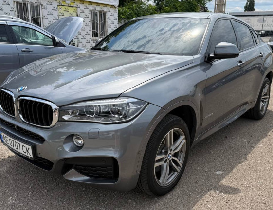 BMW X6 2019 офіційна